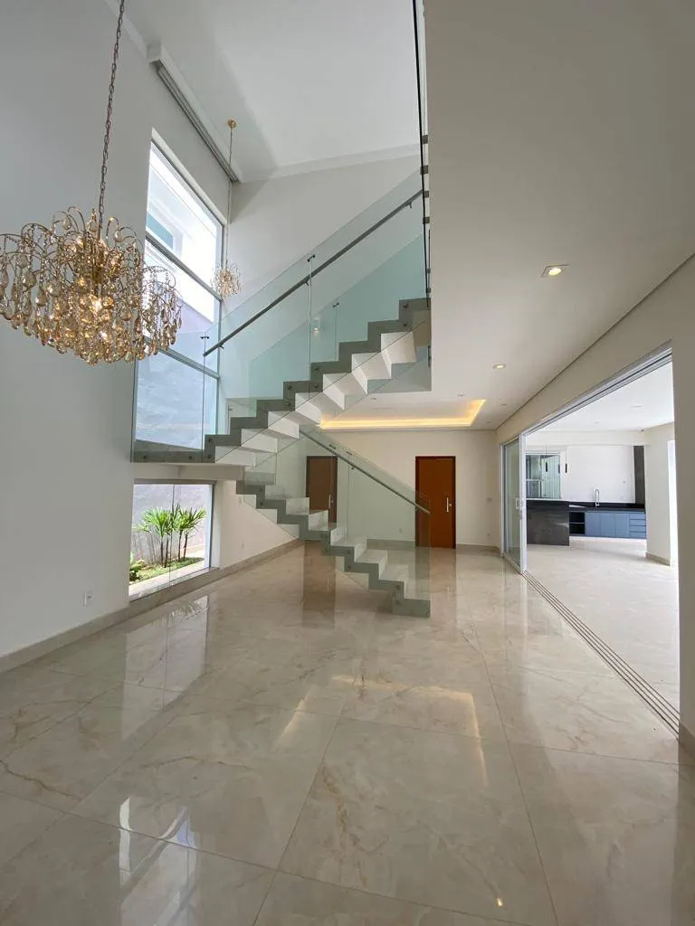 Imagem Casa à venda, Jardim Três Colinas, com 4 quartos, 306m2