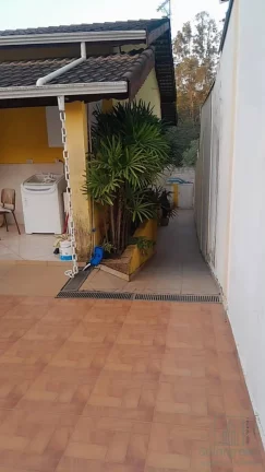 Imagem Sobrado c/ 4 dormitórios, seno 1 suíte, à Venda, 244,78 m²