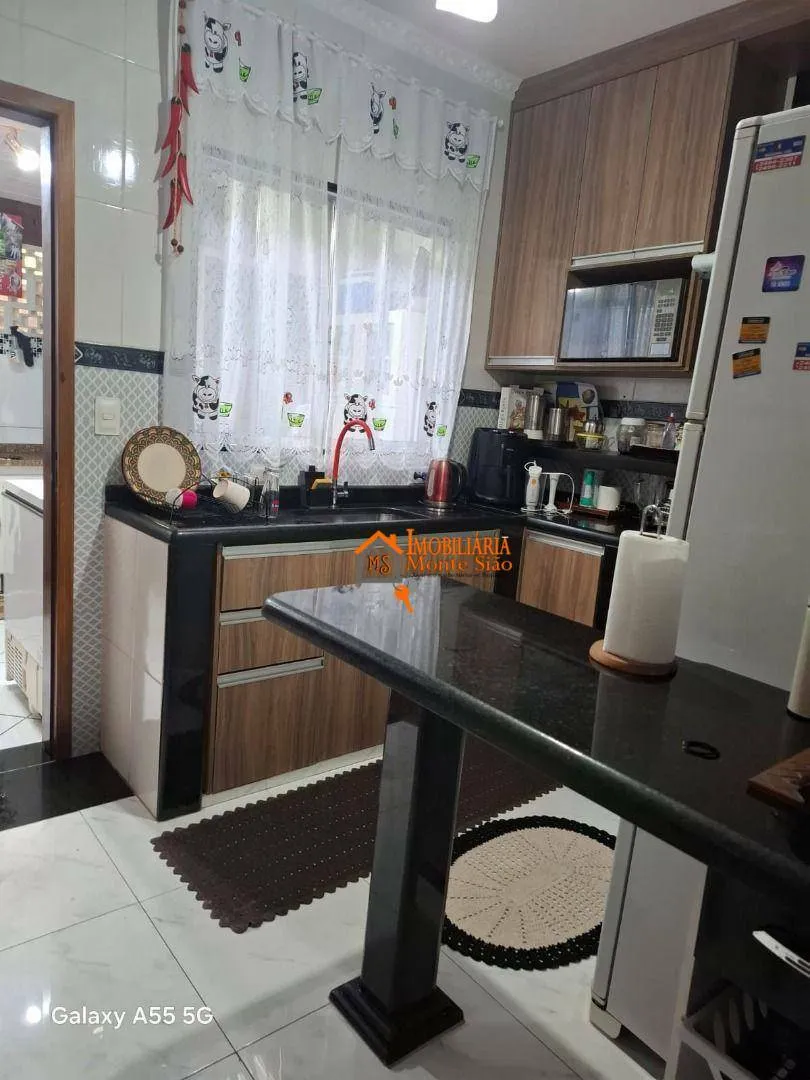 Imagem Sobrado com 2 dormitórios à venda, 60 m² por R$ 315.000,00 - Parque Industrial Cumbica - Guarulhos/SP