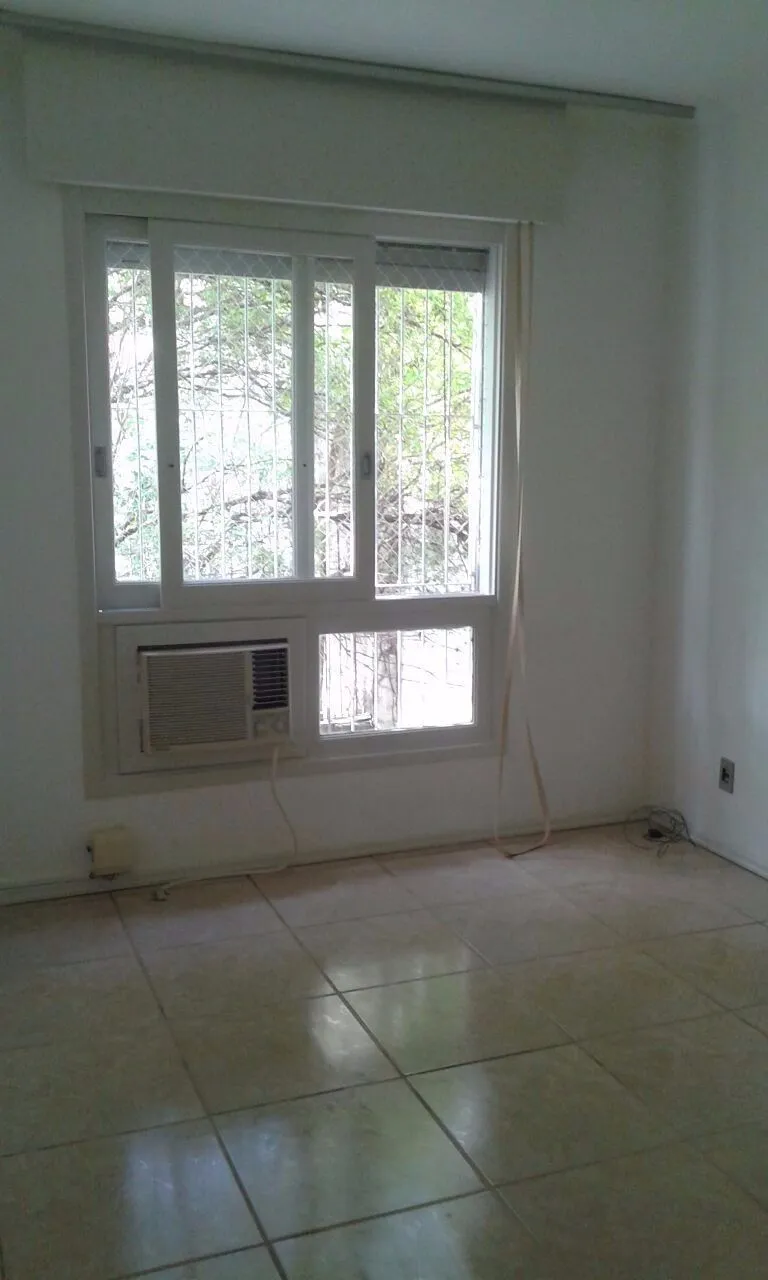 Imagem Apartamento para Venda - 72m², 2 dormitórios, 1 vaga - Petrópolis