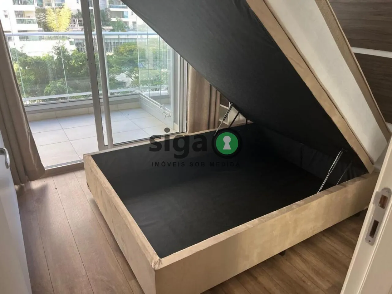 Imagem Apartamento de 49m² mobiliado, 1 dormitórios e 1 vagas - Campo Belo - São Paulo/SP