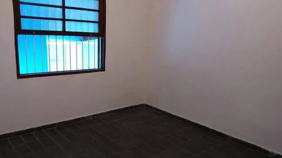 Imagem Casa à venda 2 Quartos, 1 Vaga, 250M², Residencial Maricá, Pindamonhangaba - SP