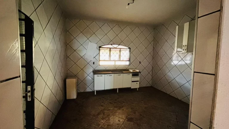 Imagem CASA COM EDÍCULA A VENDA NA VILA ELMAZ