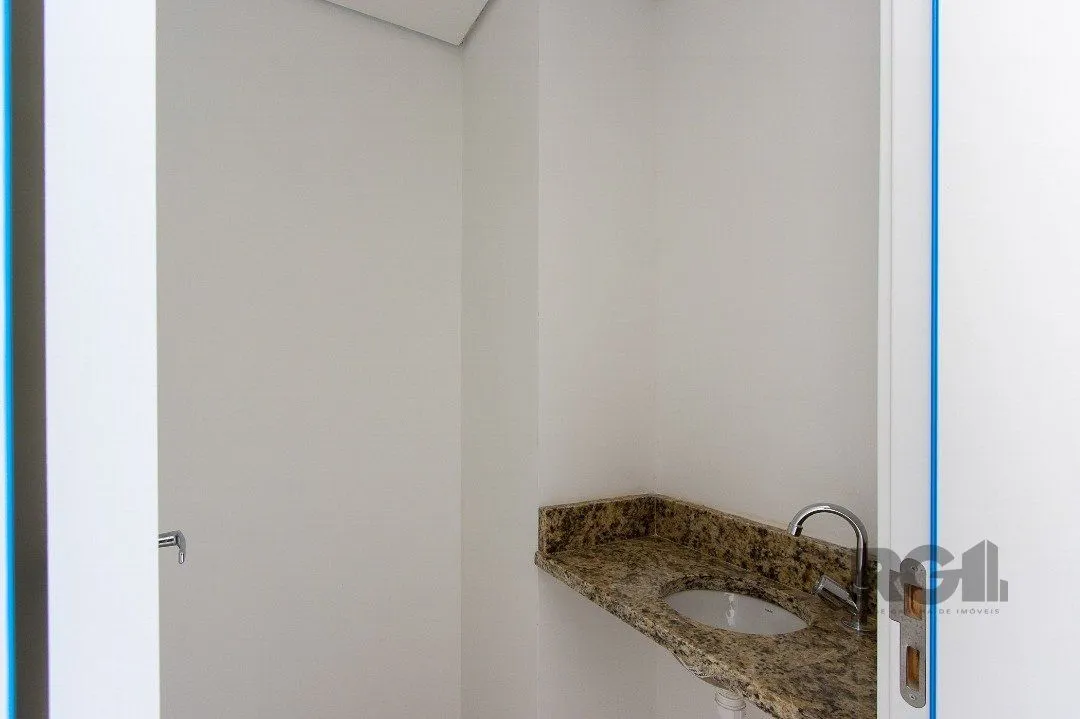 Imagem Cobertura para Venda - 214.34m², 3 dormitórios, sendo 3 suites, 2 vagas - Tristeza