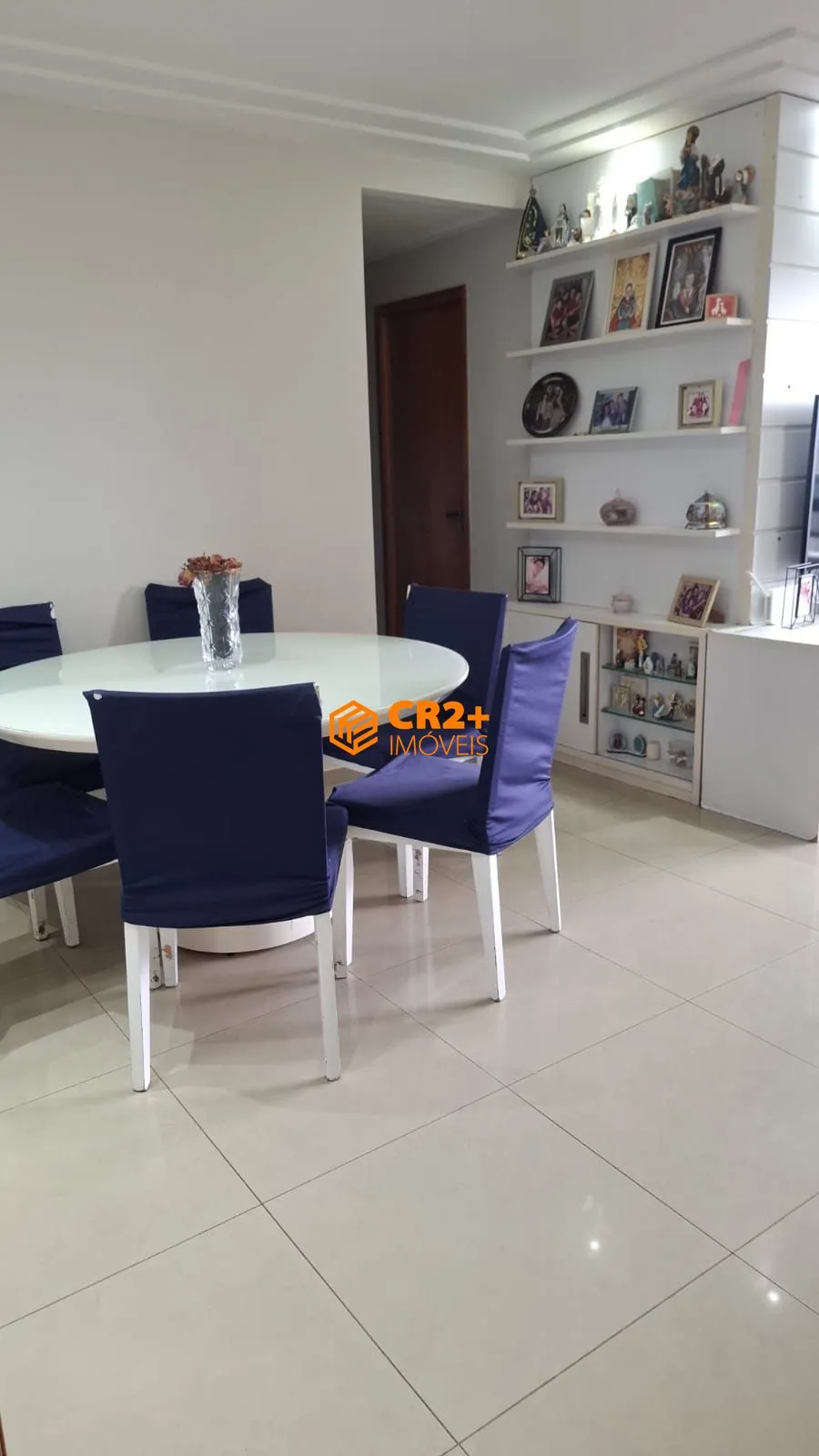 Imagem Vendo apartamento 63m2, 2 quarto 1 suíte, andar alto Reformado