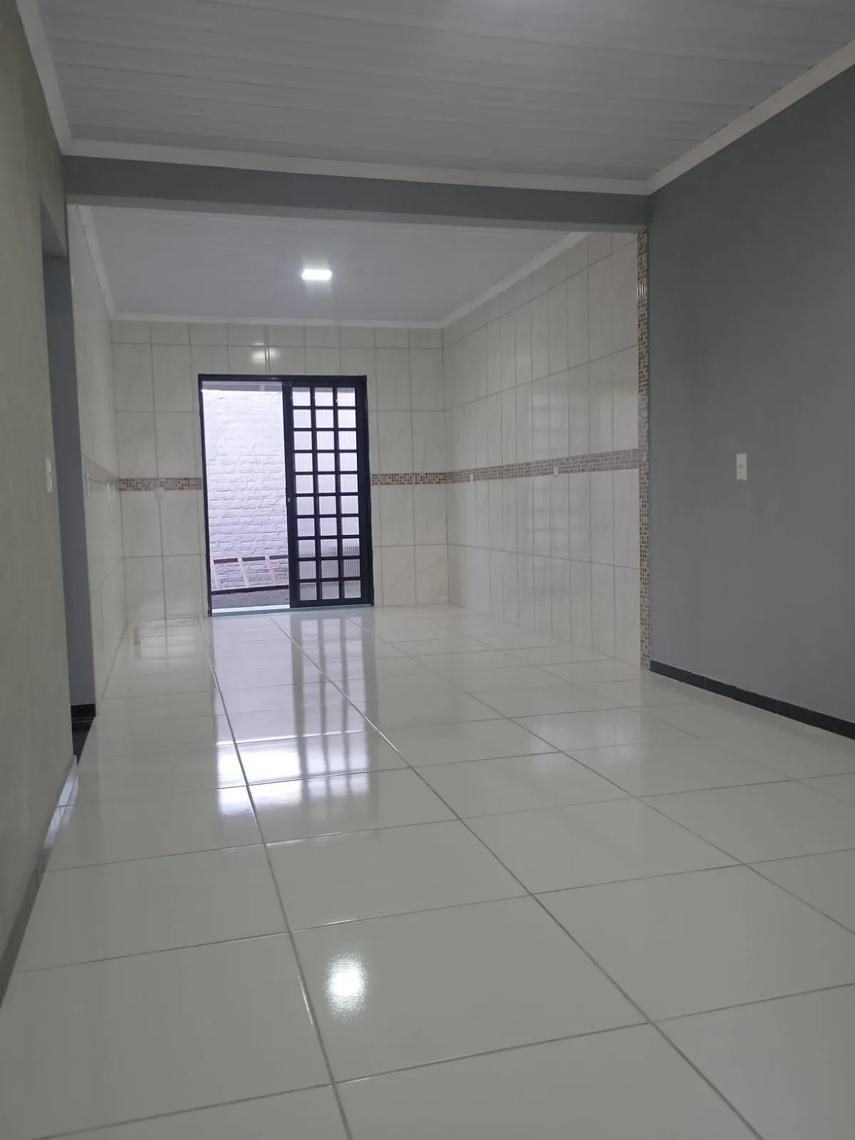 Imagem Casa em Canoas - Mato Grande de 3 dormitórios e 2 vagas DESOCUPADA