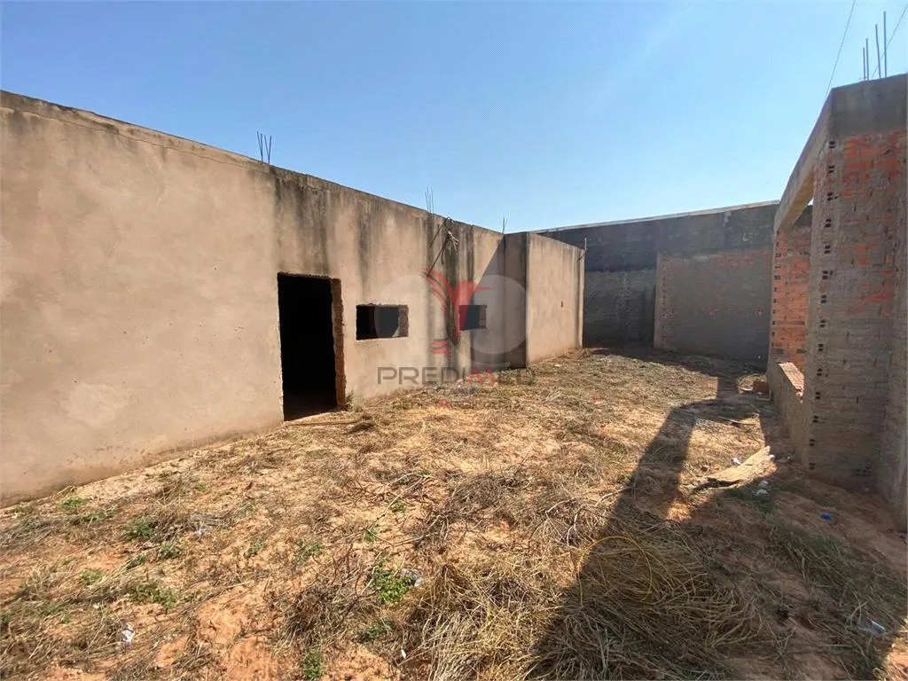 Foto do imóvel Prédio Inteiro de 395m² no bairro Jardim Ubirama, em Lençóis Paulista
