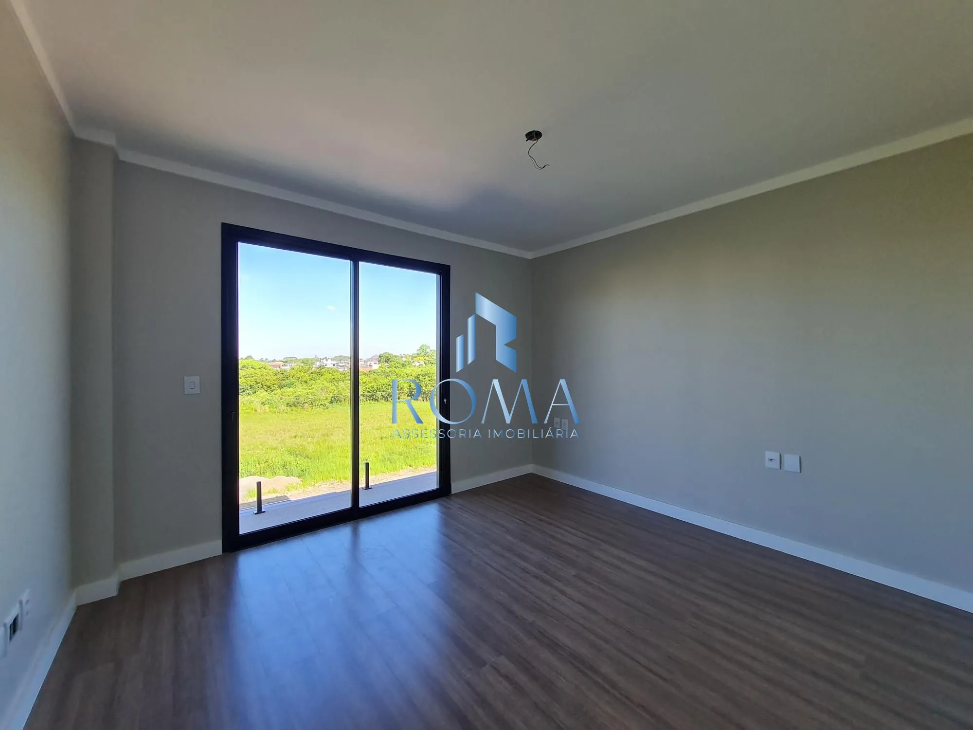 Imagem CASAS DOIS PISOS 03 DORMITÓRIOS E PÁTIO!!