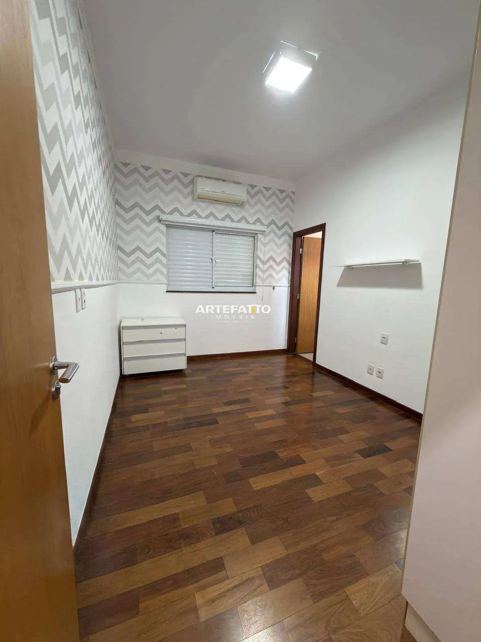 Imagem Casa à venda em Franca, Esplanada Primo Meneghetti, com 3 quartos, 169m2