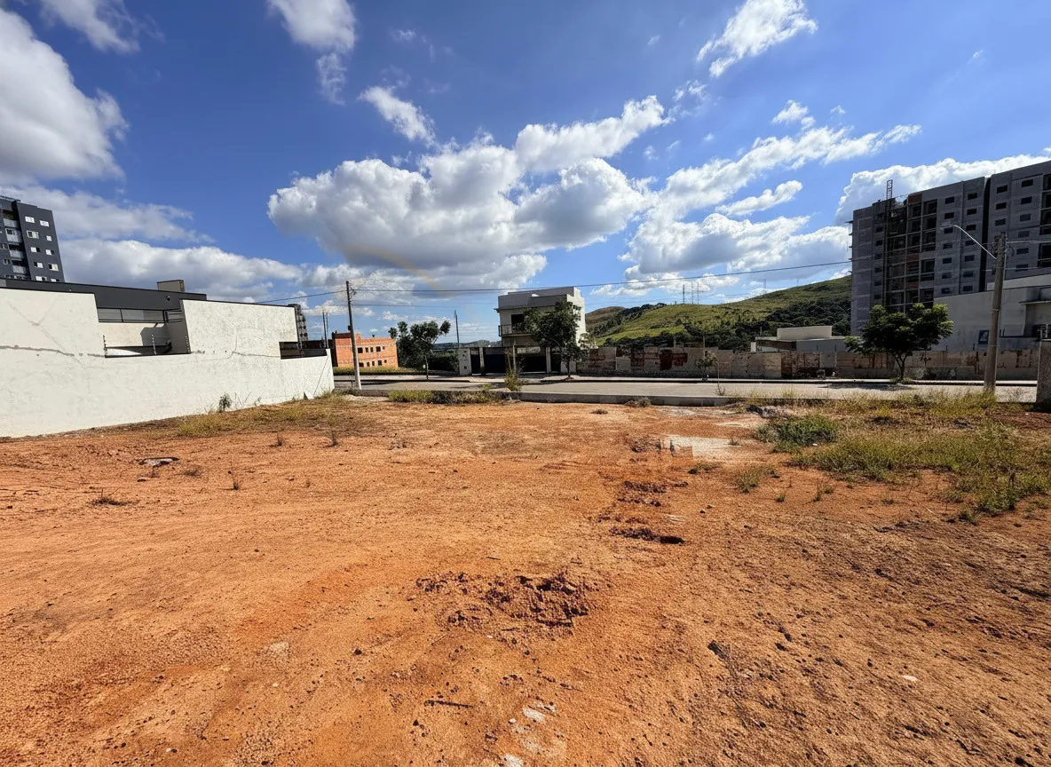 Imagem Terreno 250 m² à venda em Jardins de Florença, Poços de Caldas