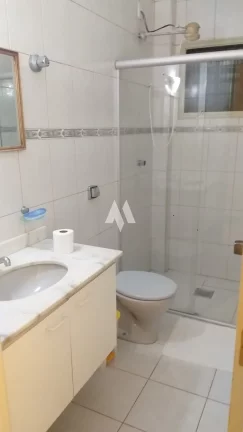 Imagem Casa na Praia de Boracéia poucos metros do mar