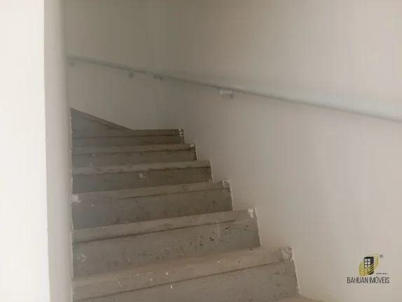 Imagem Casa em Condomínio de Luxo em Cotia-SP, Parque Dom Henrique: 3 quartos, 1 suíte, 2 salas, 3 banheiros, 86m², 2 vagas.