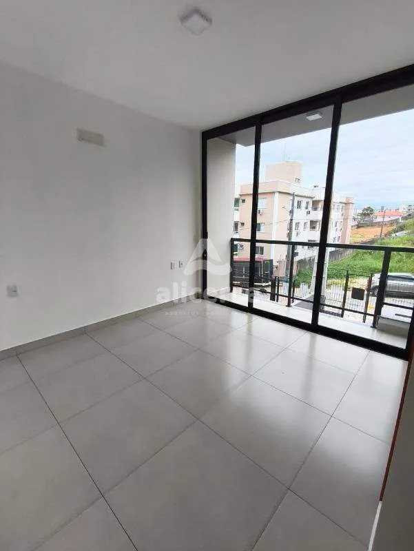 Imagem Sobrado à venda com 3 quartos 1 suíte, 100m² em Serraria São José