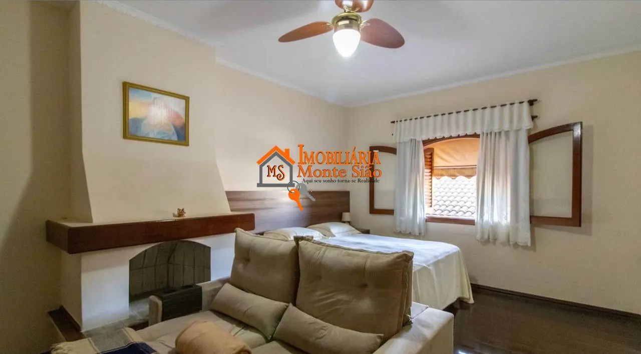 Imagem Sobrado com 5 dormitórios à venda, 500 m² por R$ 2.332.000 - Vila Galvão - Guarulhos/SP