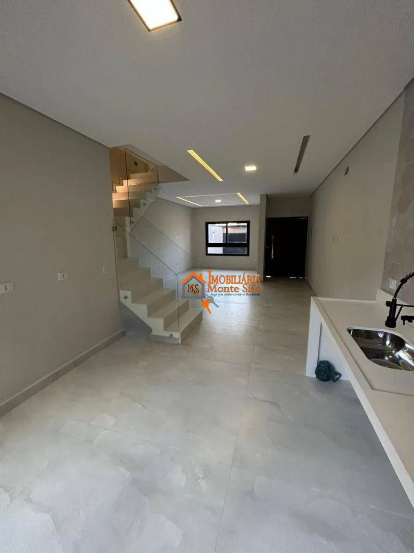 Imagem Sobrado com 3 dormitórios à venda, 119 m² por R$ 859.000,00 - Vila Carmela II - Guarulhos/SP