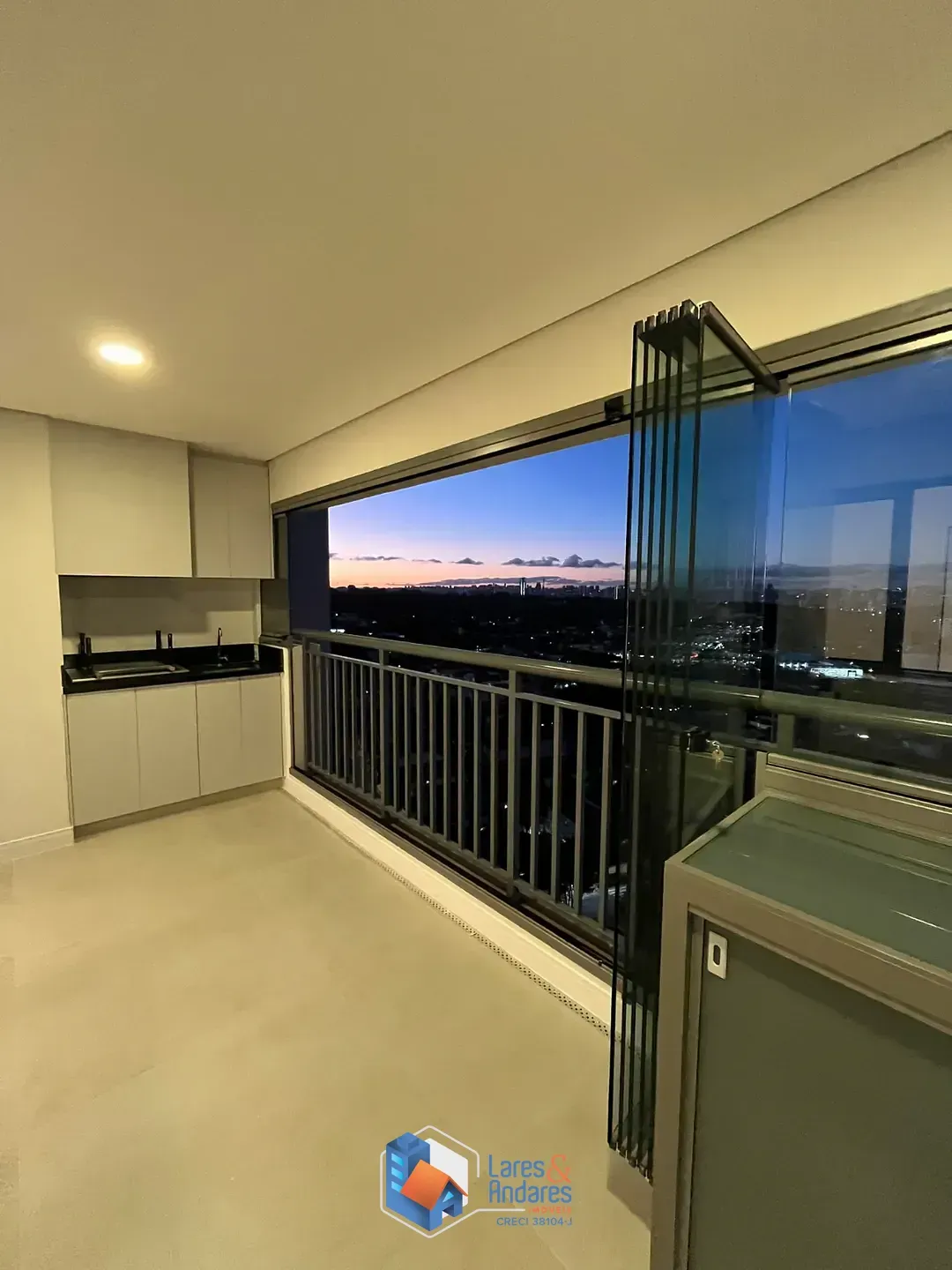 Imagem Apartamento para venda e locação em Jardim Prudência com 2 quartos, sendo 1 suíte, 75m²