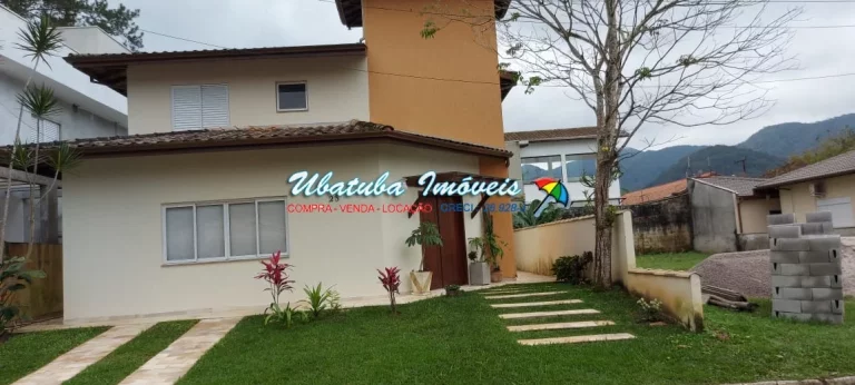 Foto do imóvel Linda casa condomínio fechado com 03 dormitórios e piscina