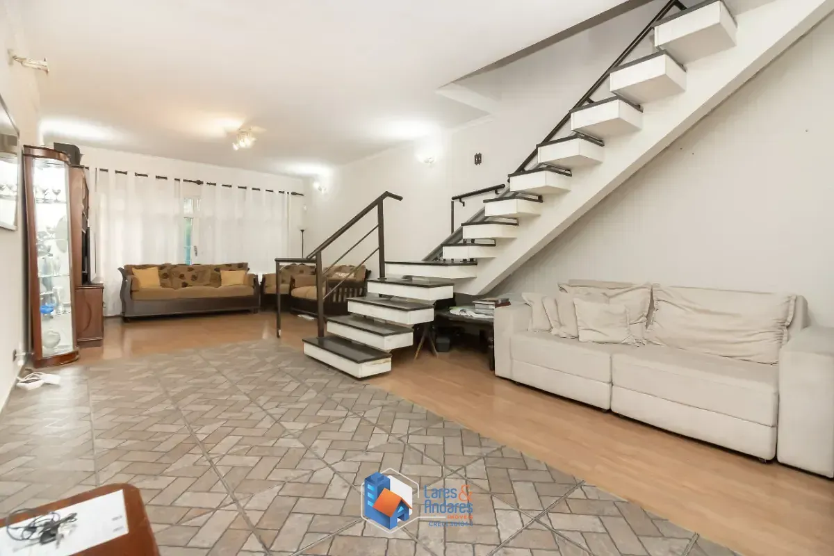Imagem Casa para venda em Vila Maria Baixa com 3 quartos, sendo 1 suíte, 264m²