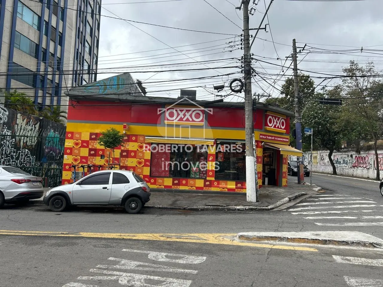 Foto do imóvel Atenção investidores, excelente oportunidade - Imóvel alugado pela empresa OXXO - Aluguel R$13.000,00 p/mês - Contrato ainda tem mais 8 anos de duração. em Vila Madalena, São Paulo - SP