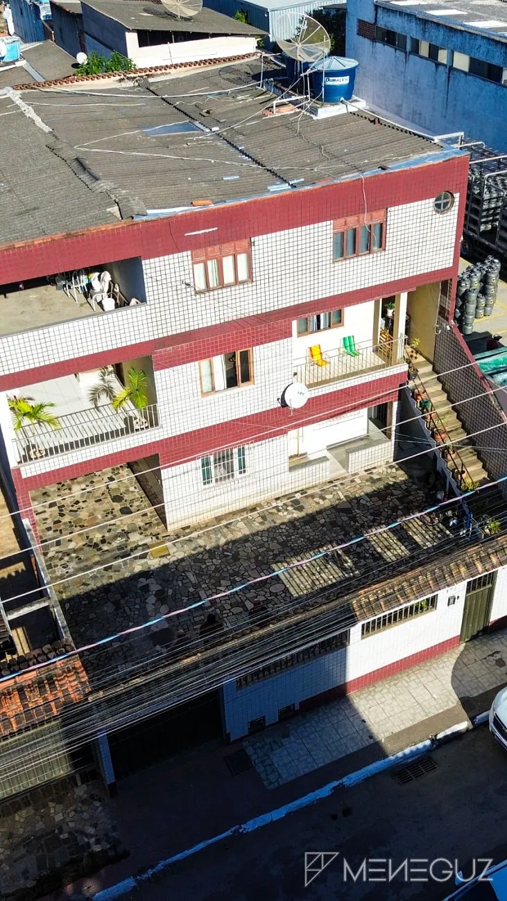 Imagem Ponto comercial à venda em Guarapari - Prédio com moradias na rodovia do sol no aeroporto