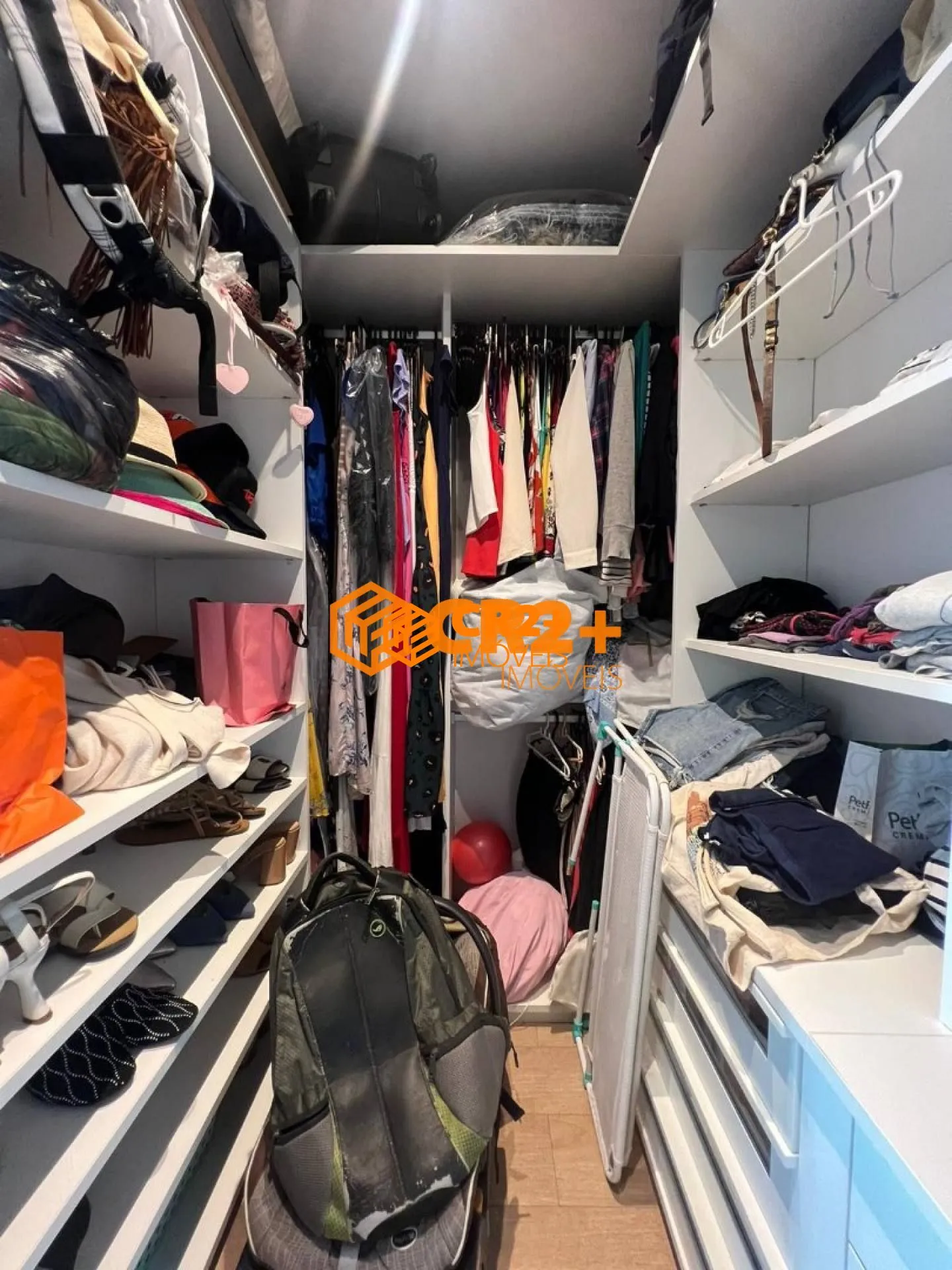 Imagem Apartamento à Venda com 03 quartos, 01 suíte em Boa Viagem com 137M².
