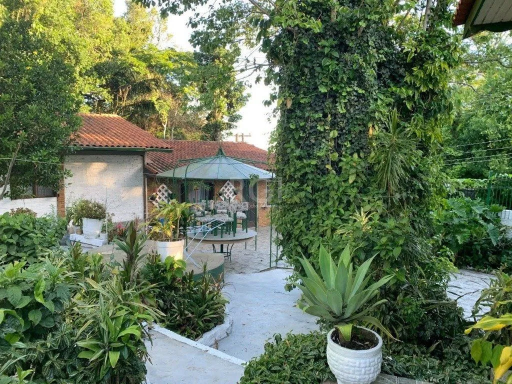 Imagem Sítio para Venda - 2000m², 3 dormitórios, 2 vagas - Ponta Grossa