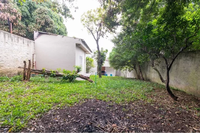 Imagem Casa para venda no bairro Chácara das Pedras em Porto Alegre