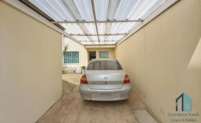 Imagem Sobrado lindo, Semi mobiliado, 03 quartos c/suíte, área gourmet, no Xaxim em Curitiba - PR