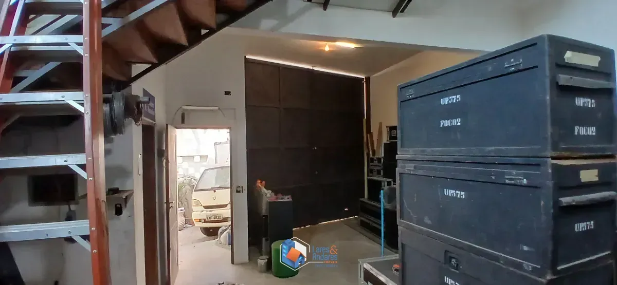 Imagem Casa comercial para venda em São Judas, 331m²