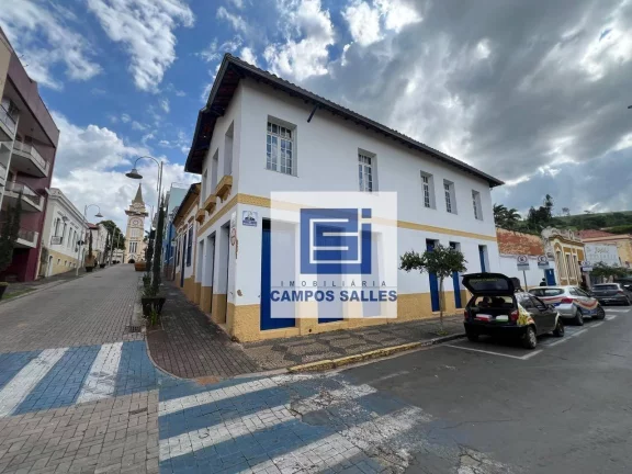 Imagem Casa à venda, 450 m² por R$ 2.250.000 - Centro - Socorro/SP