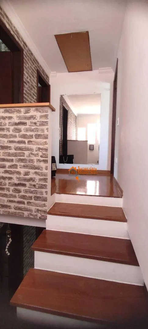 Imagem Casa com 2 dormitórios à venda, 68 m² por R$ 375.000,00 - Cidade Soberana - Guarulhos/SP