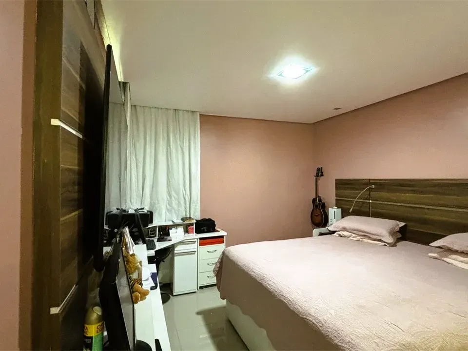 Foto do imóvel: Casa de Condomínio com 3 Quartos à Venda, 146 m² em Avenida Santos Dumont, nº 200. Tarumã, Manaus - AM