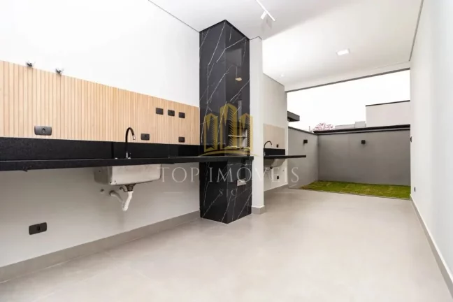Imagem Magnifica casa Nova três dormitórios suite master espaço gourmet em condominio fechado