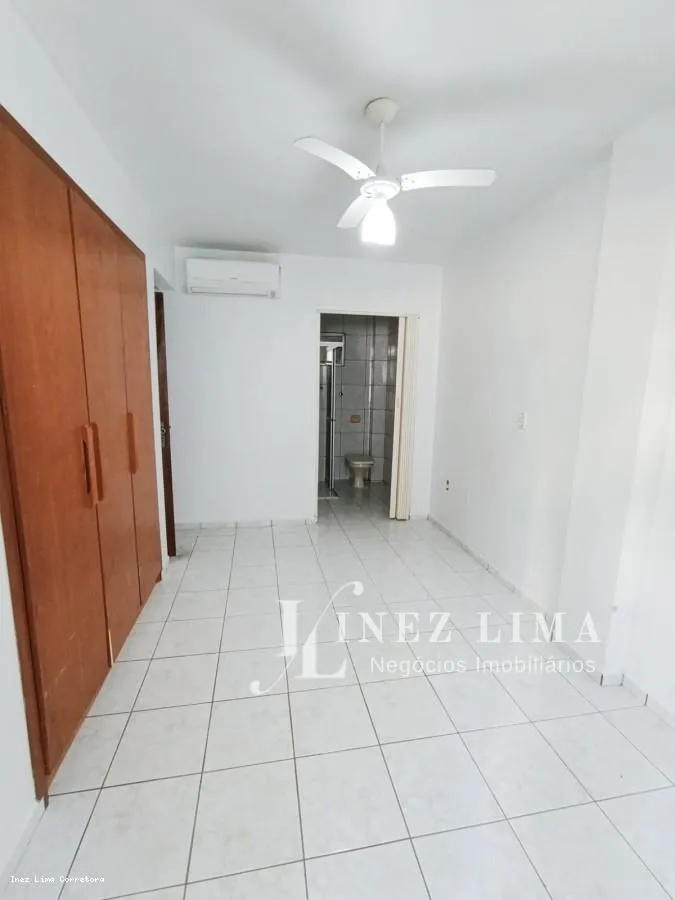 Imagem Apartamento para Venda em Itapema, Meia Praia, 3 dormitórios, 1 suíte, 2 banheiros, 1 vaga