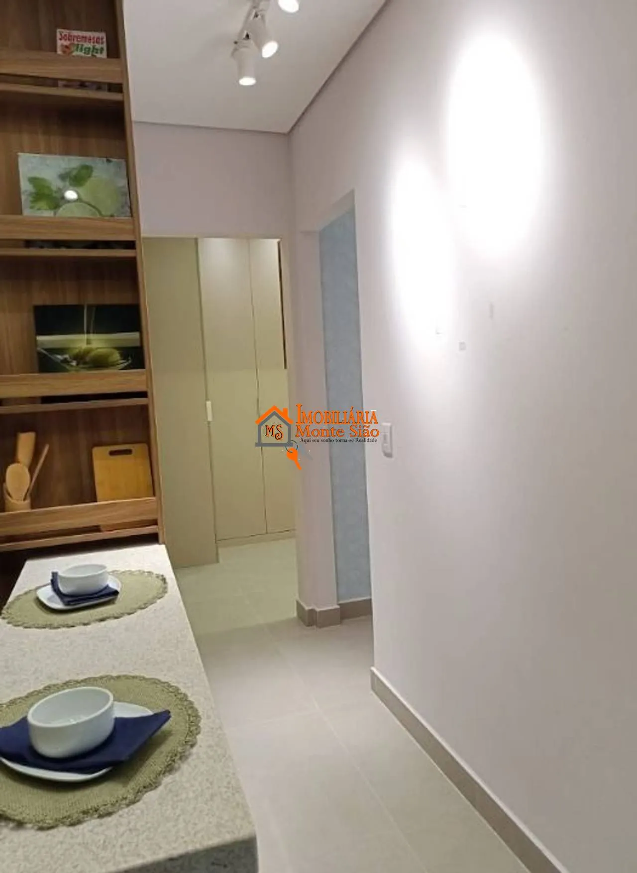 Imagem Apartamento com 2 dormitórios à venda, 47 m² por R$ 421.617 - Vila Augusta - Guarulhos/SP