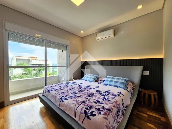 Imagem Casa de Condomínio em Granja Viana - Carapicuíba