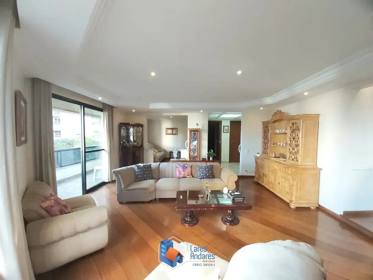 Foto do imóvel Apartamento para venda em Perdizes com 4 quartos, sendo 3 suítes, 200m² em Rua Doutor Franco da Rocha