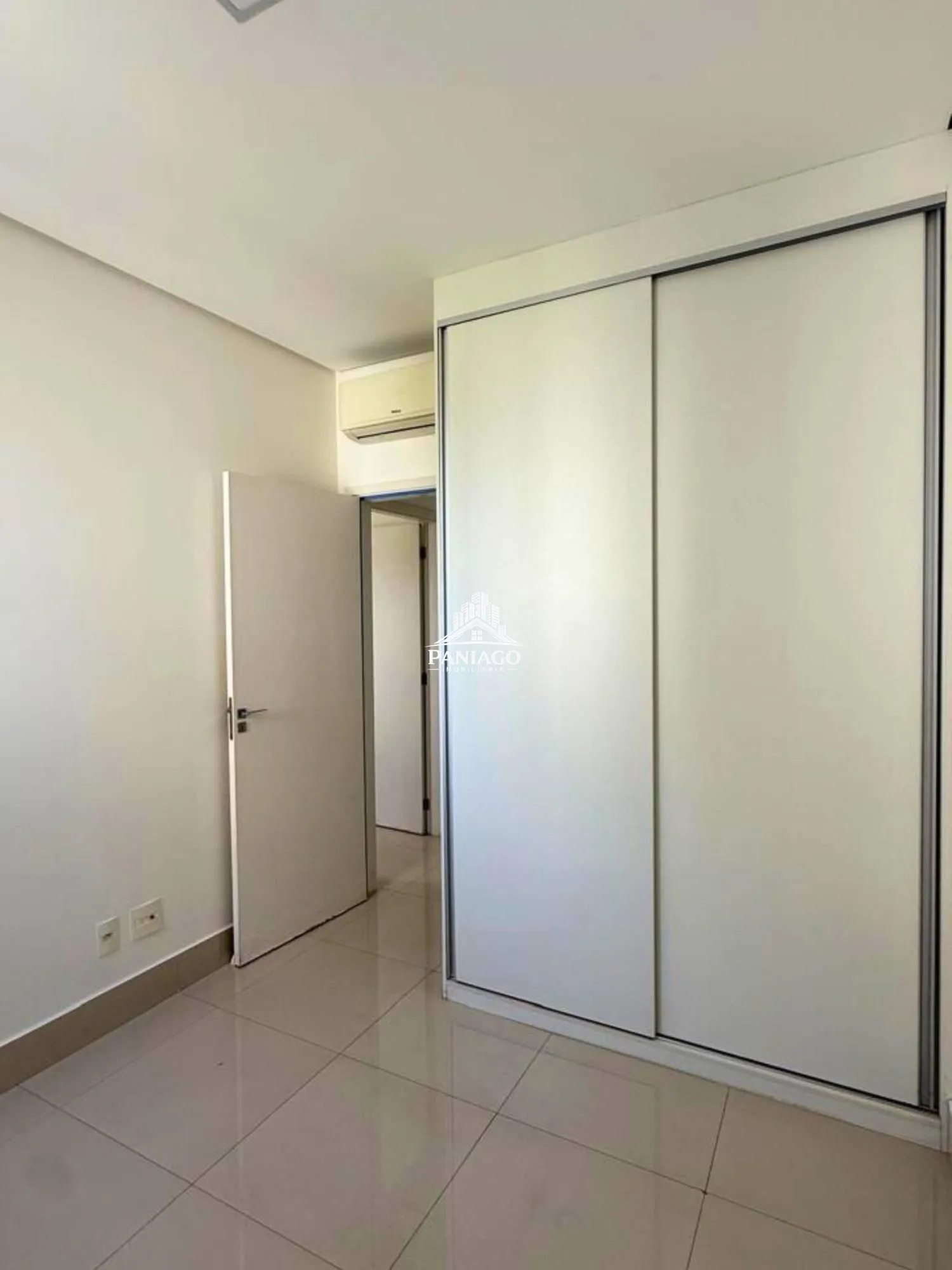 Imagem Apartamento no Edifício Jardim Beira Rio - 02 Vagas de Garagem Paralelas