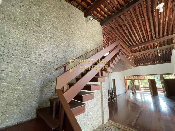 Imagem Oportunidade Única: Casa Espaçosa no Coração da Barra da Tijuca Arouca
