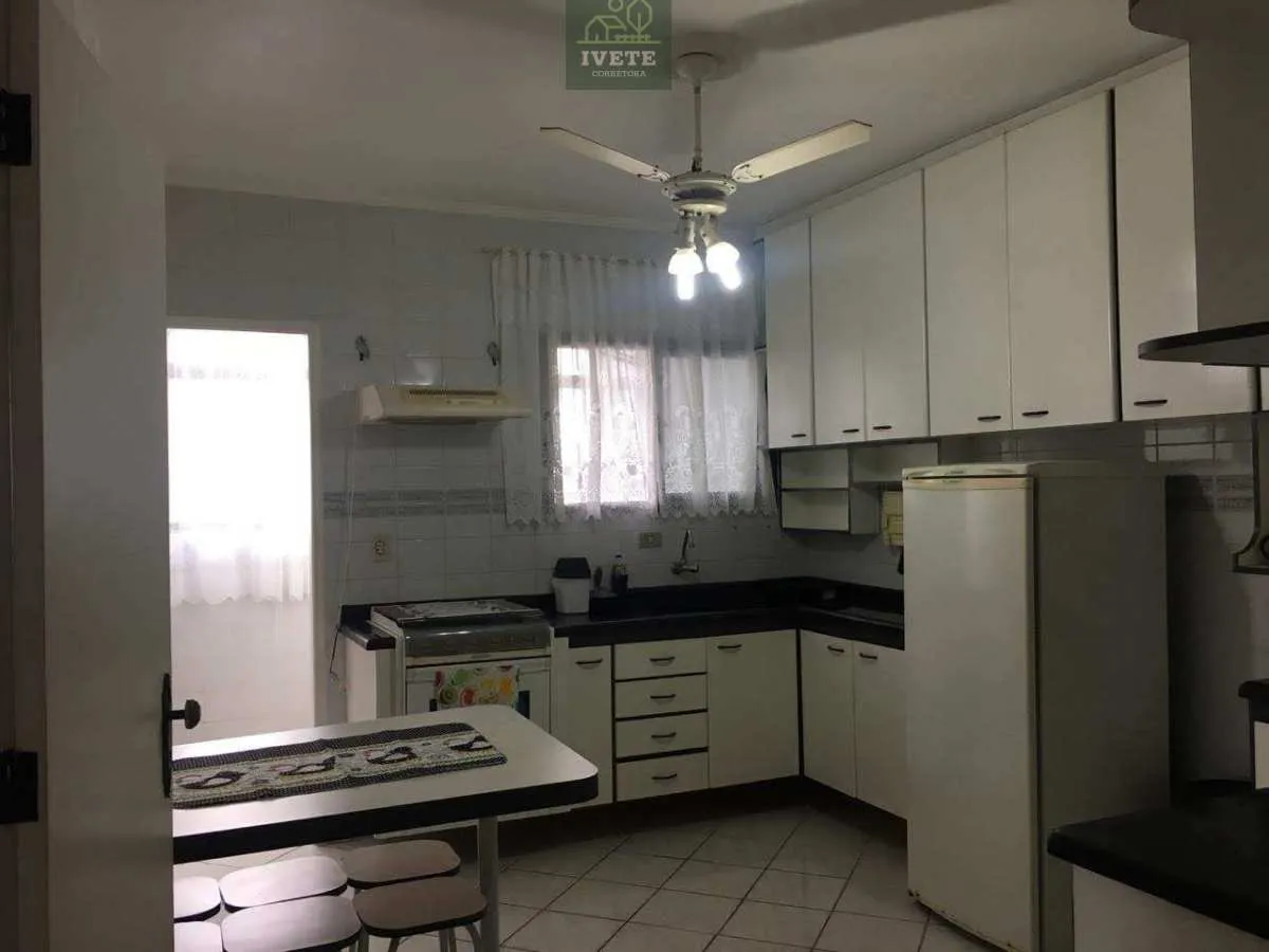 Imagem Apartamento na Praia - SP Com 3 ds. Preço Imbátivel