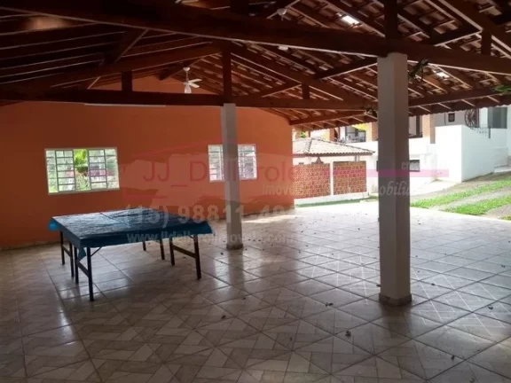 Imagem Sabe aquele lugar gostoso, onde você escuta o barulho dos pássaros e balançar das árvores? Aquel...