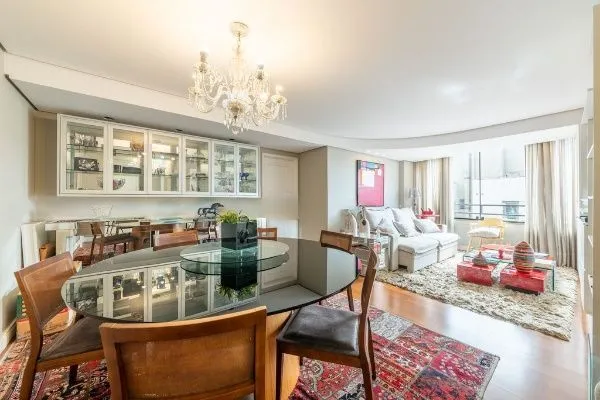 Imagem Vende-se apartamento com 3 quartos (1 suíte), 123m² e 2 vagas - Auxiliadora