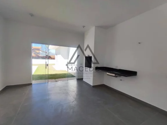 Imagem Casa Nova com 3 Suítes e Piscina no Ninho Verde I