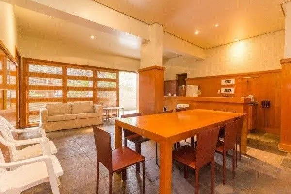 Imagem Amplo apartamento com 3 dormitórios, churrasqueira e hidromassagem - 222m² - Petrópolis