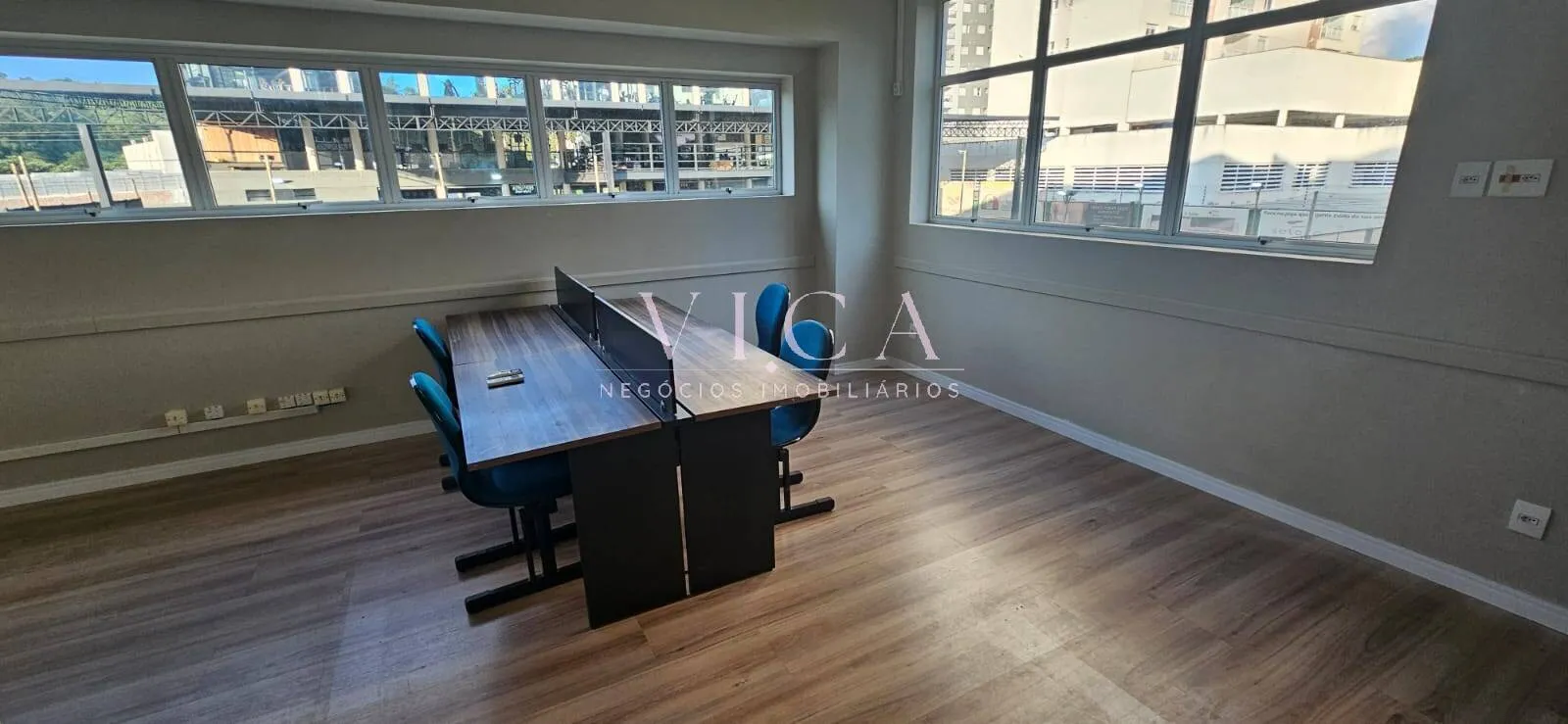 Imagem Alpha Omega Alphaville|Sala 120m² vista 2 vagas por R$ 4.300,00/mês