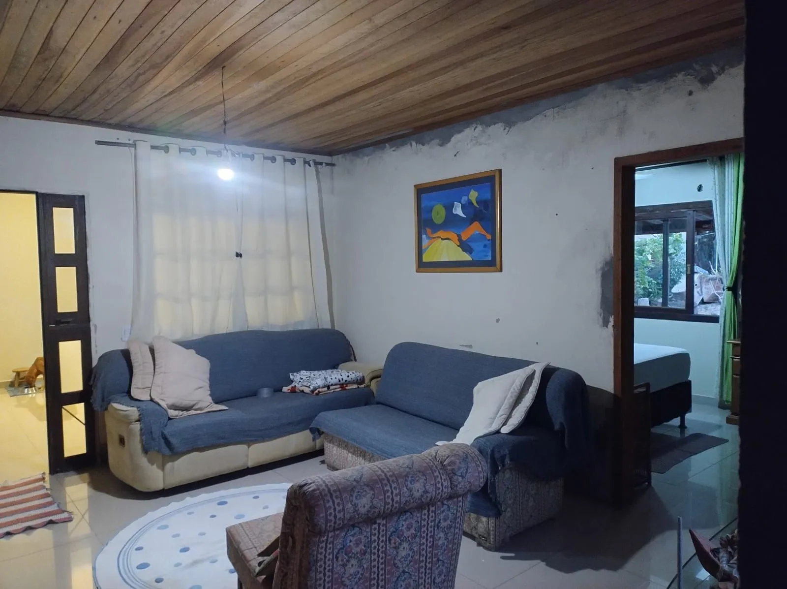 Imagem Casa para Venda - 182m², 2 dormitórios, sendo 1 suites, 3 vagas - Lami