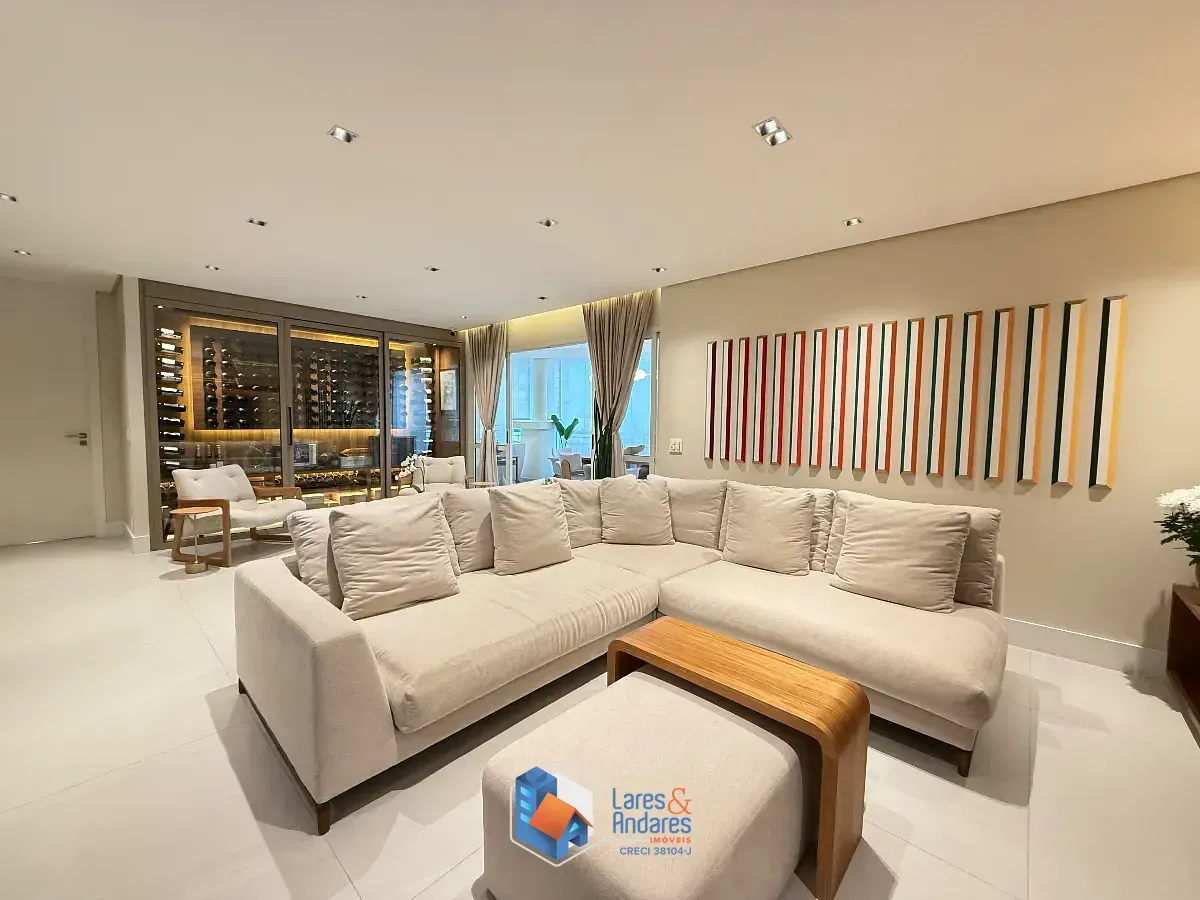 Imagem Apartamento para venda em Brooklin Novo com 3 quartos, sendo 3 suítes, 200m²