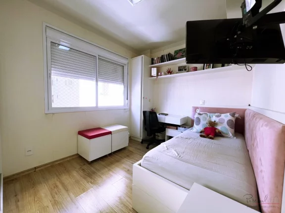 Imagem Apartamento com 3 quartos, 2 vagas e lazer com piscina a poucos metros do Hippo.  Localizado em fre...