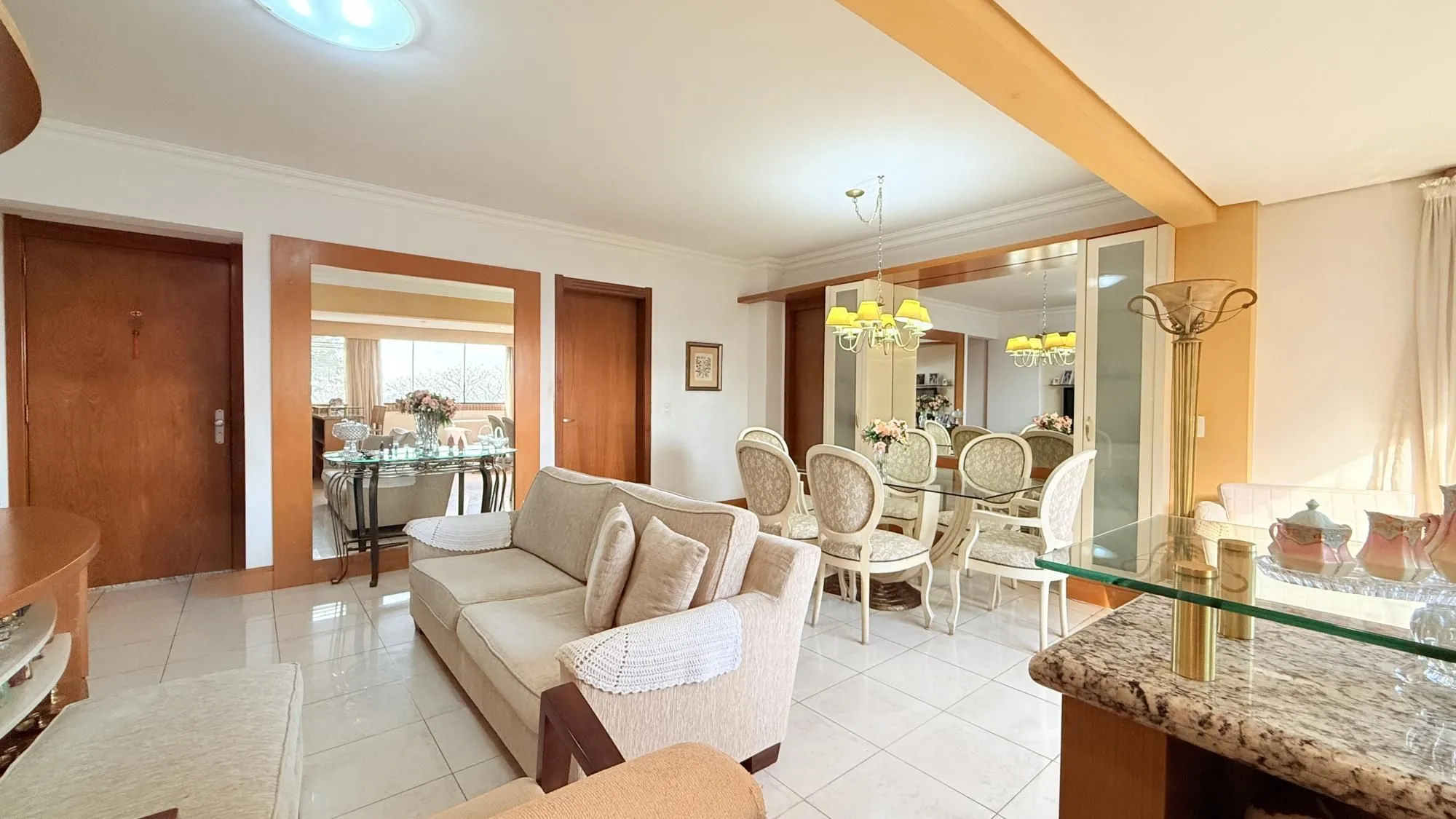 Imagem Lindo Apartamento com 3 dormitório 1 suíte com vista para o Jardim Botânico