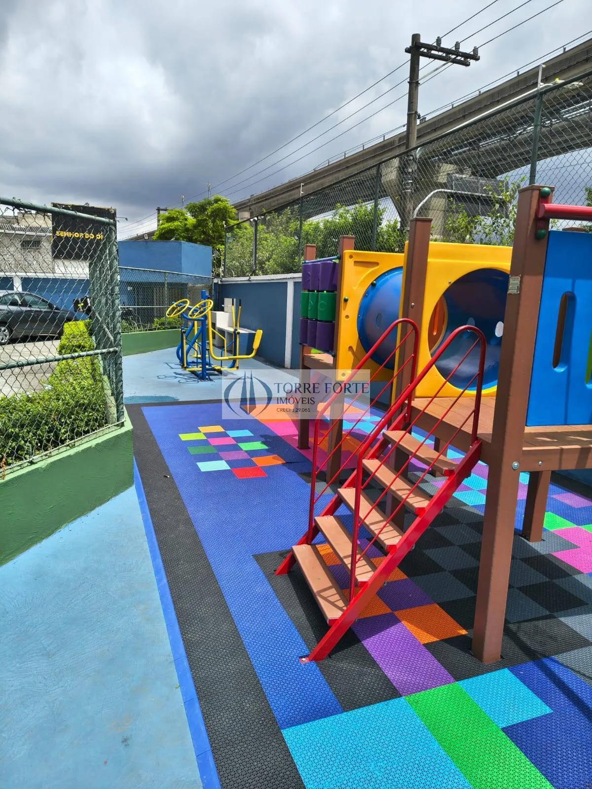 Imagem Ótimo apartamento com 67 m², 3 dormitórios, 1 banheiro, 1 vaga de garagem.